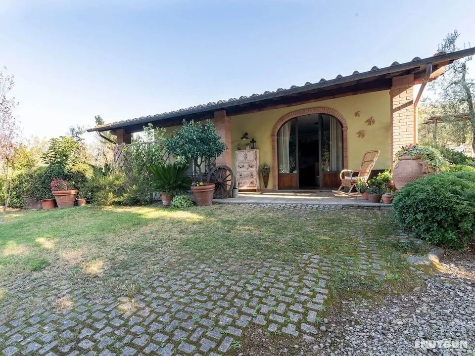 Stunning Holiday Home in Arezzo With Private Garden - Öne Çıkan Resim