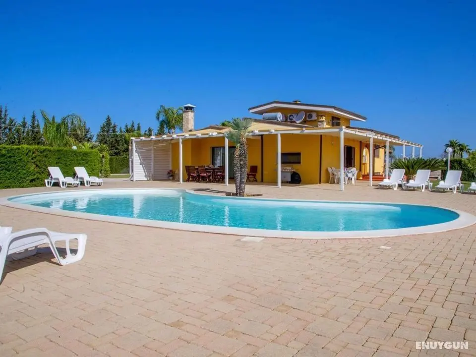 Stunning Holiday Home in Melissano With Swimming Pool - Öne Çıkan Resim