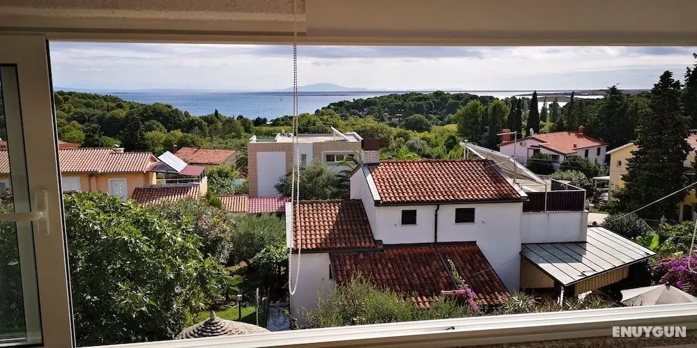 Stunning View 1-bed Apartment in Premantura - Öne Çıkan Resim