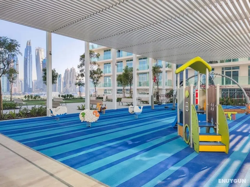 Stylish 2BR apt in Emaar Beachfront w Stunning sea Views - Oda