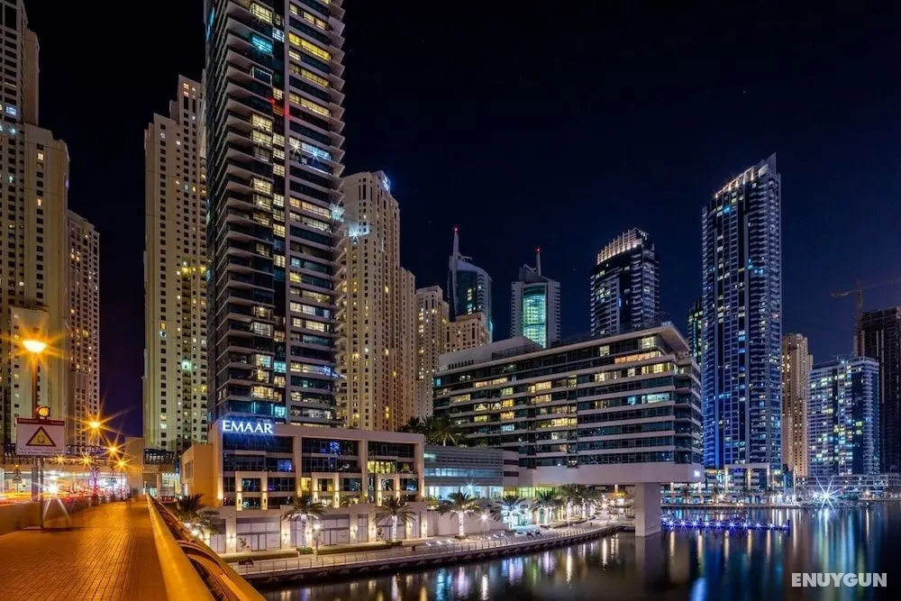 Stylish + Bright 1BR With Dubai Marina Views! - İç Mekan