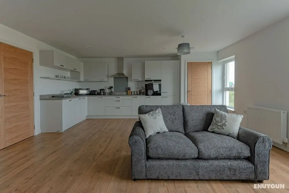 Stylish Modern Apartment - Öne Çıkan Resim