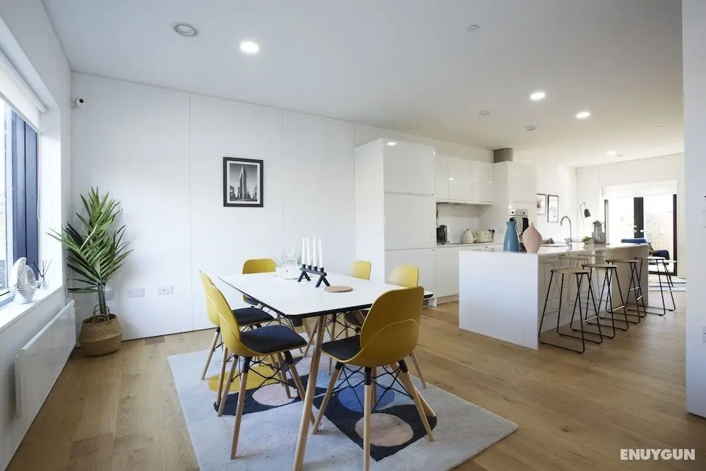Stylish modern home in Manchester city centre with parking - Öne Çıkan Resim