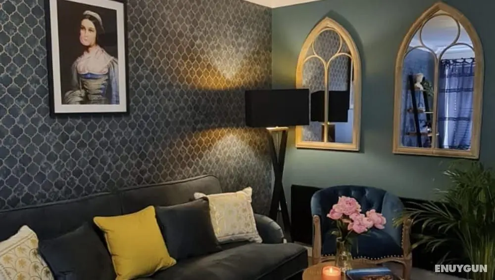 Stylish Scottish House With Garden and Parking - Öne Çıkan Resim