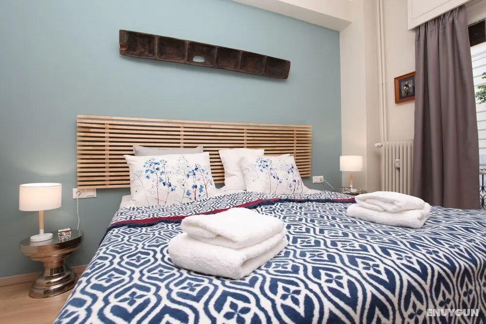 Stylish studio below the Acropolis - Öne Çıkan Resim