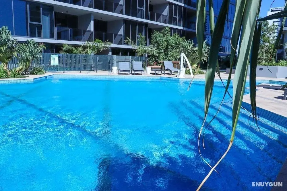 Stylist 2 Bedrooms Apartment With Pool/gym/parking - Havuz