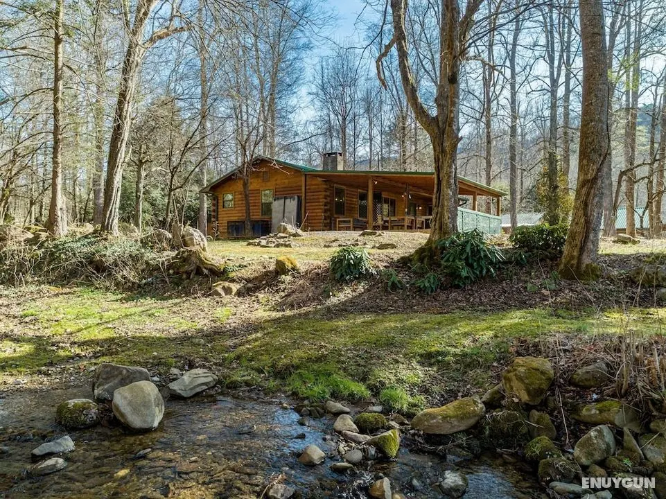 Sugar Cove by Avantstay Cabin by The River! w/ Hot Tub, Pool Table & Guest House! - Öne Çıkan Resim