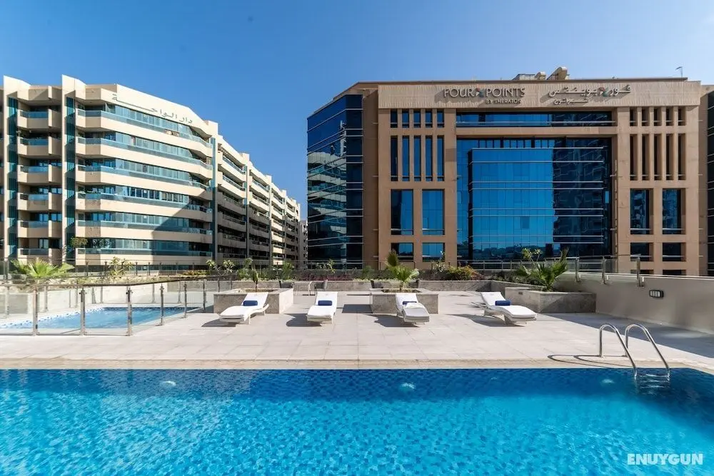 Suha Mina Rashid Hotel Apartments - Havuz