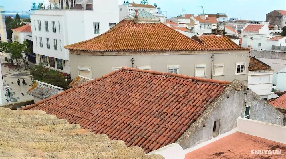 Suites Inn Lagos - Konum Öne Çıkanlar