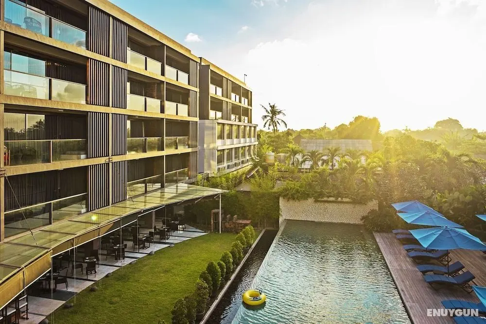 Suites by Watermark Hotel and Spa Bali - CHSE Certified - Havuz