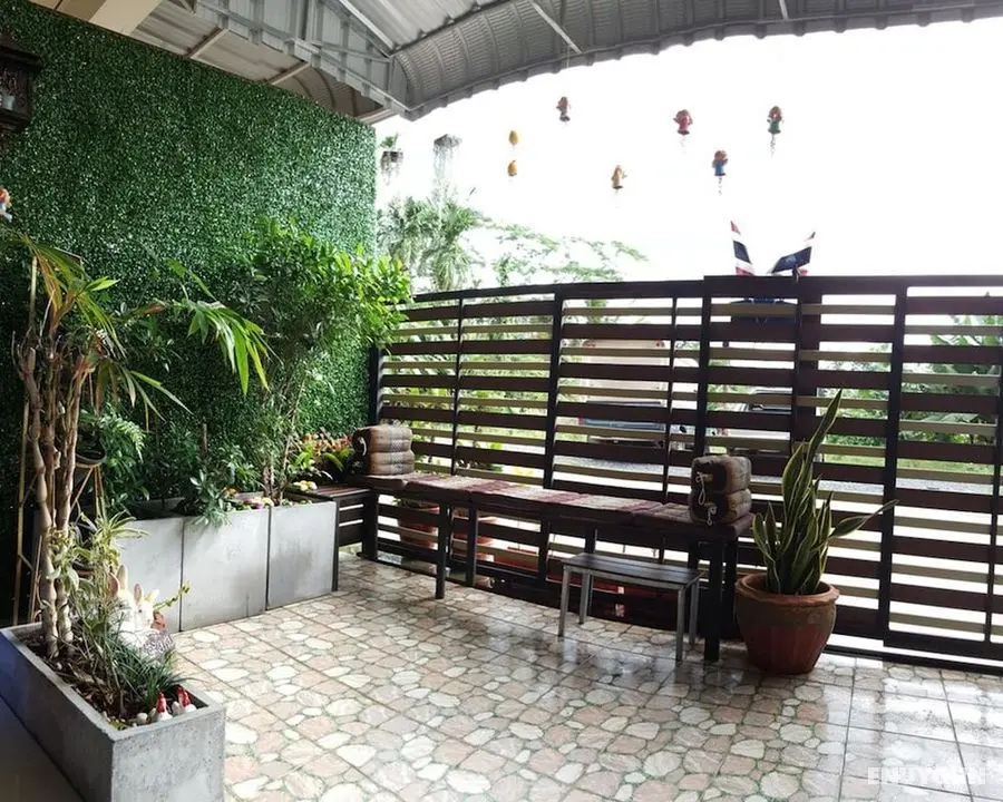 Sukkasem Guesthouse Thungsong - Dış Mekan