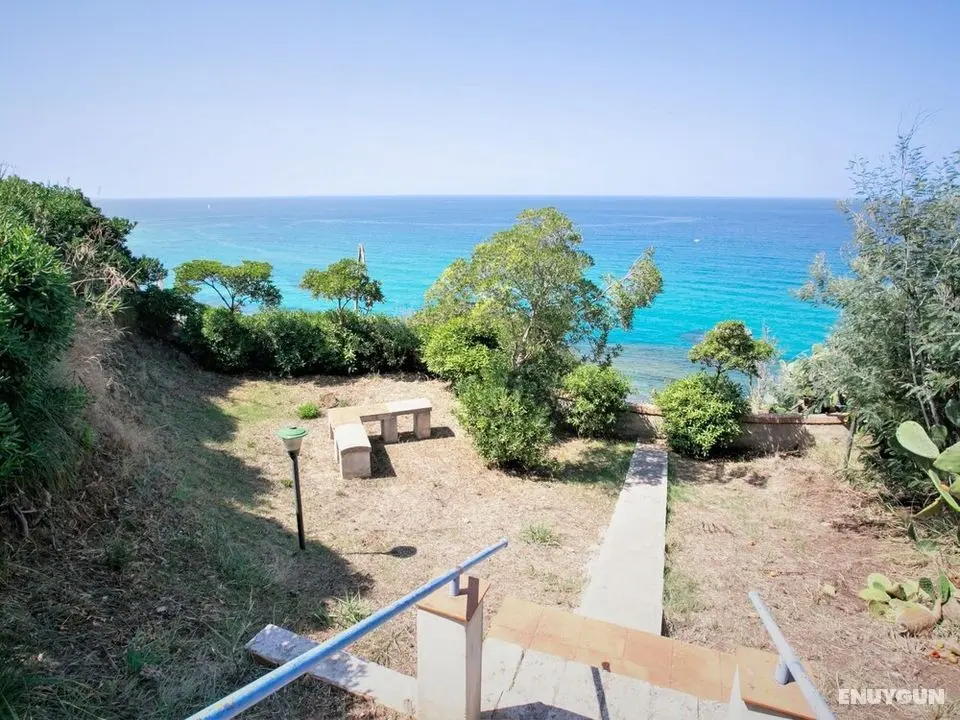 Sulla Scogliera Riaci - Oda