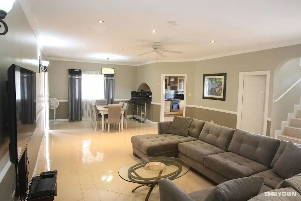 Summer Breeze Vacation Home - Öne Çıkan Resim