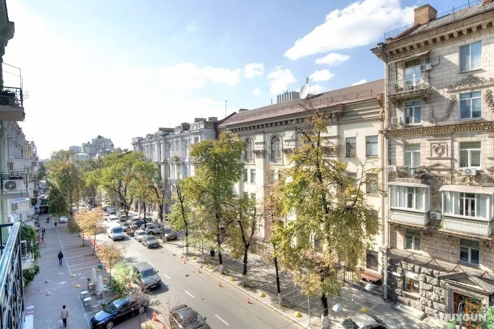 Summit Apart Hotel - Konum Öne Çıkanlar