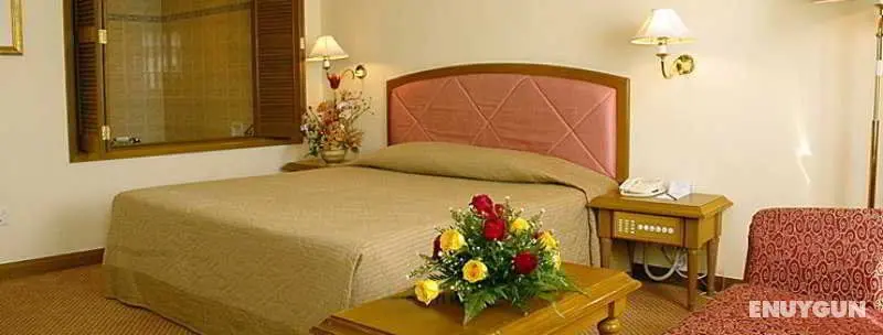 Summit Hotel Subang - Oda