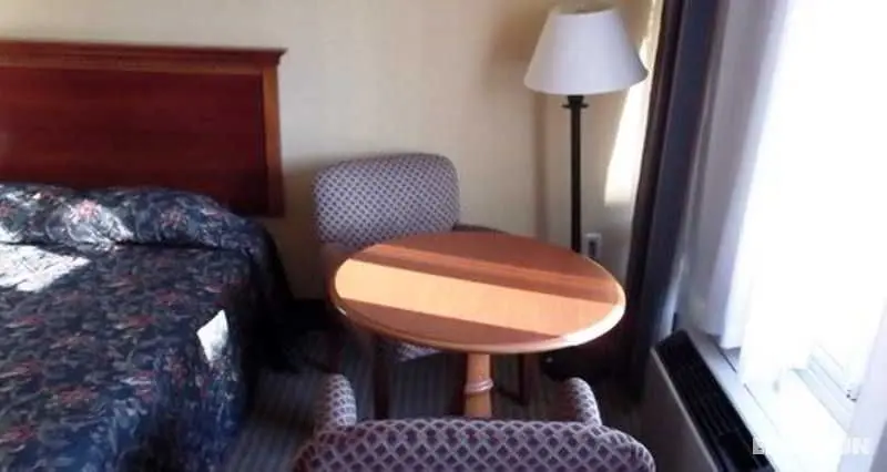 Sun Inn Suites - Oda