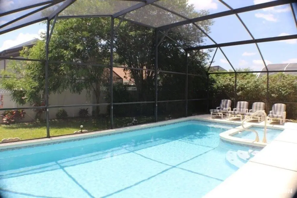 Sun Kissed Delight! Lovely Pool & Spa! 4 Bedroom Home by RedAwning - Öne Çıkan Resim