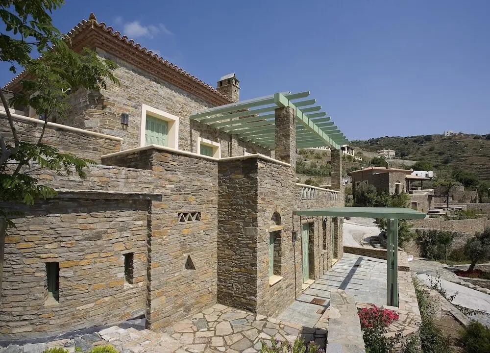 Sun-rock house by the sea by VillaRentalsgr - Öne Çıkan Resim
