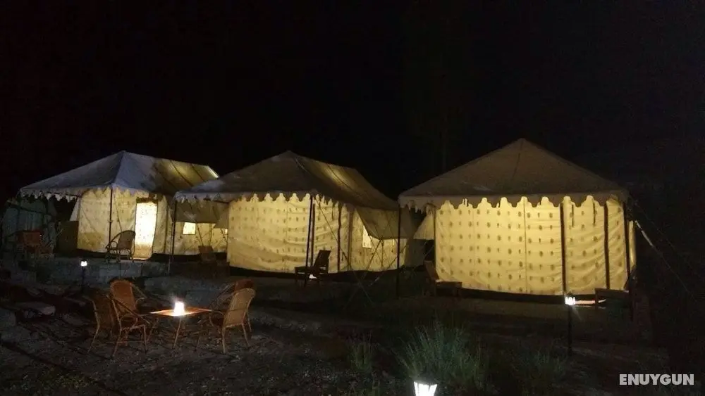 Sun and Sand Camp - Öne Çıkan Resim