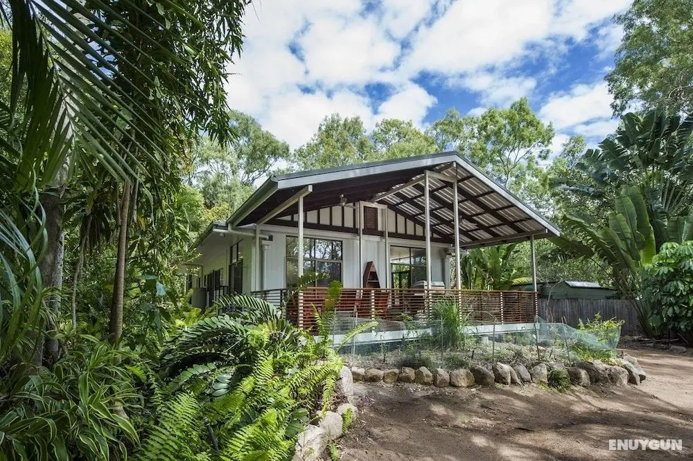 Sunbird Retreat - Öne Çıkan Resim