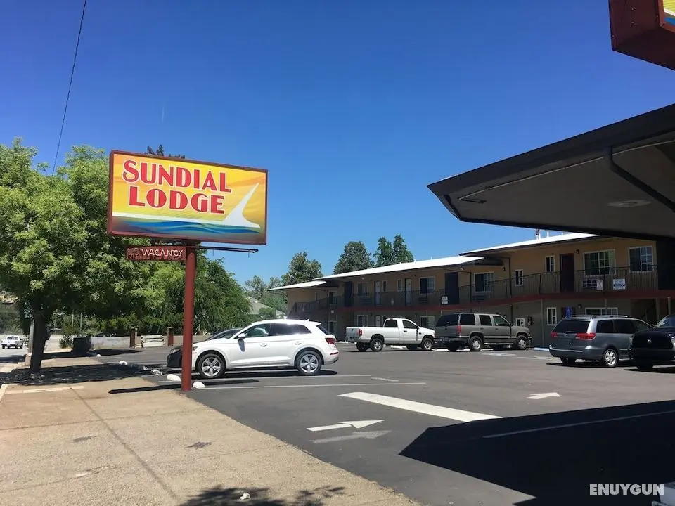 Sundial Lodge - Dış Mekan
