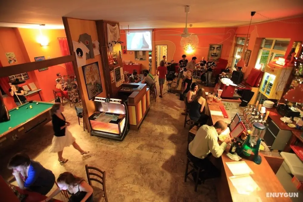 Sunflower Beach Backpacker Hostel - Öne Çıkan Resim