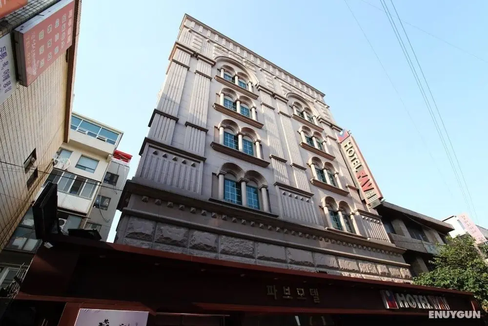 Sungshin University Station PAV - Dış Mekan
