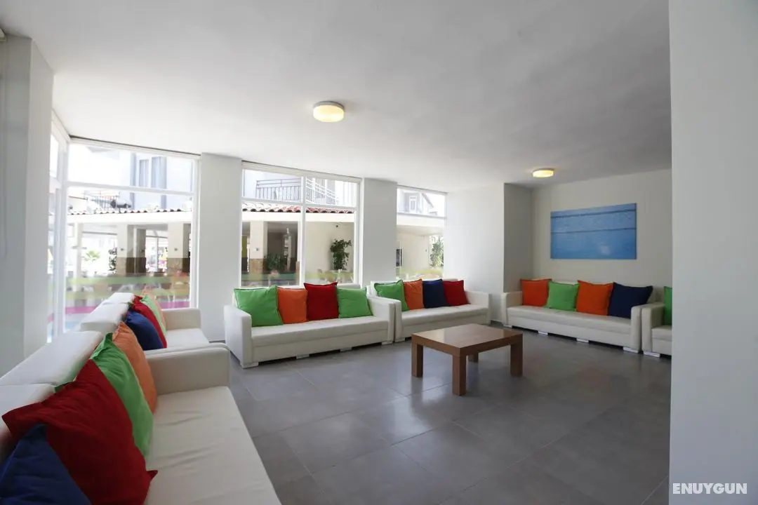 Sunlight Garden Hotel - Lobi