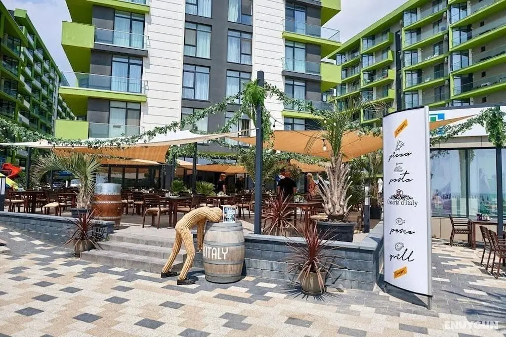 Sunny Beach Alezzi - Öne Çıkan Resim
