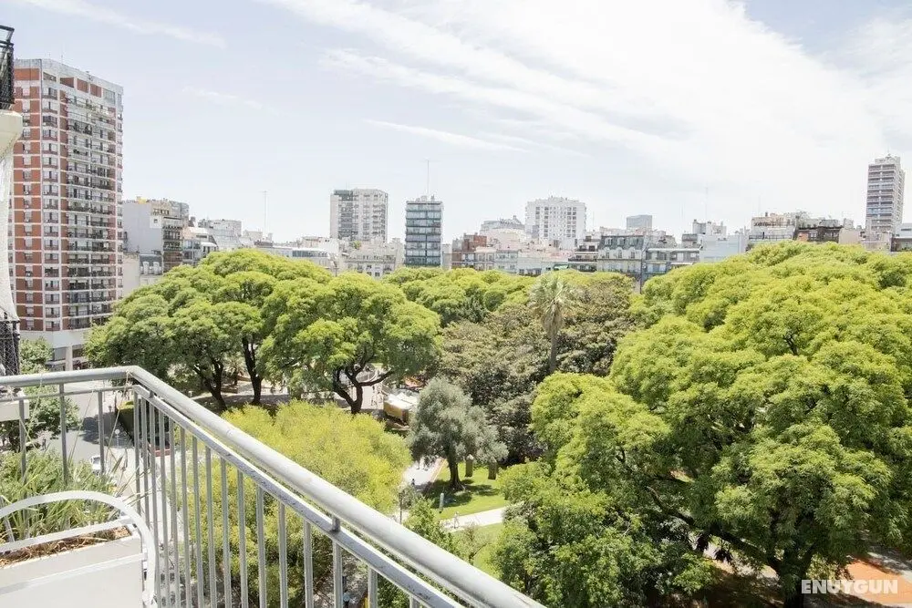 Sunny design apartment with amazing view - Konum Öne Çıkanlar