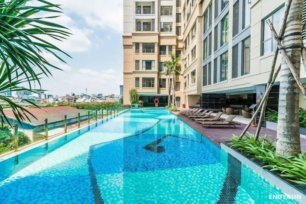 Sunny Tropical - Öne Çıkan Resim