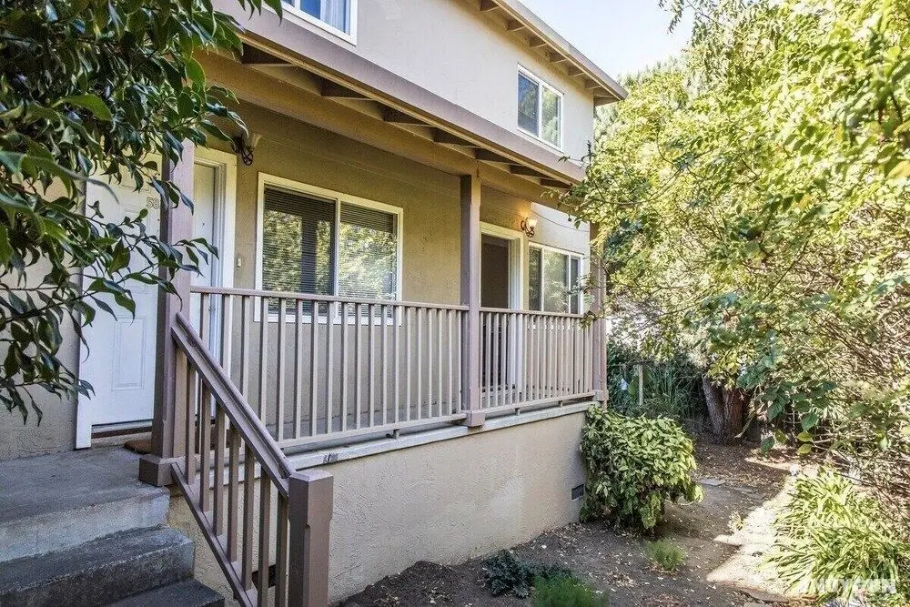 Sunny Two Bed in Richmond - Dış Mekan