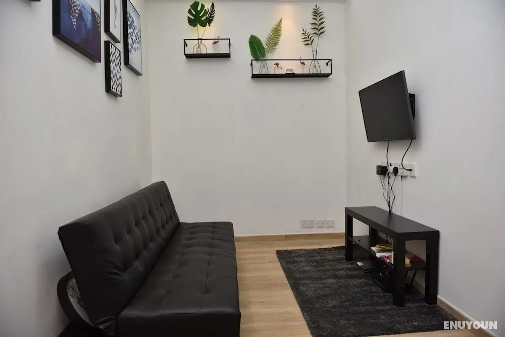 Sunny’s Four Bedrooms Sea View Lock Hart Apartment - Öne Çıkan Resim