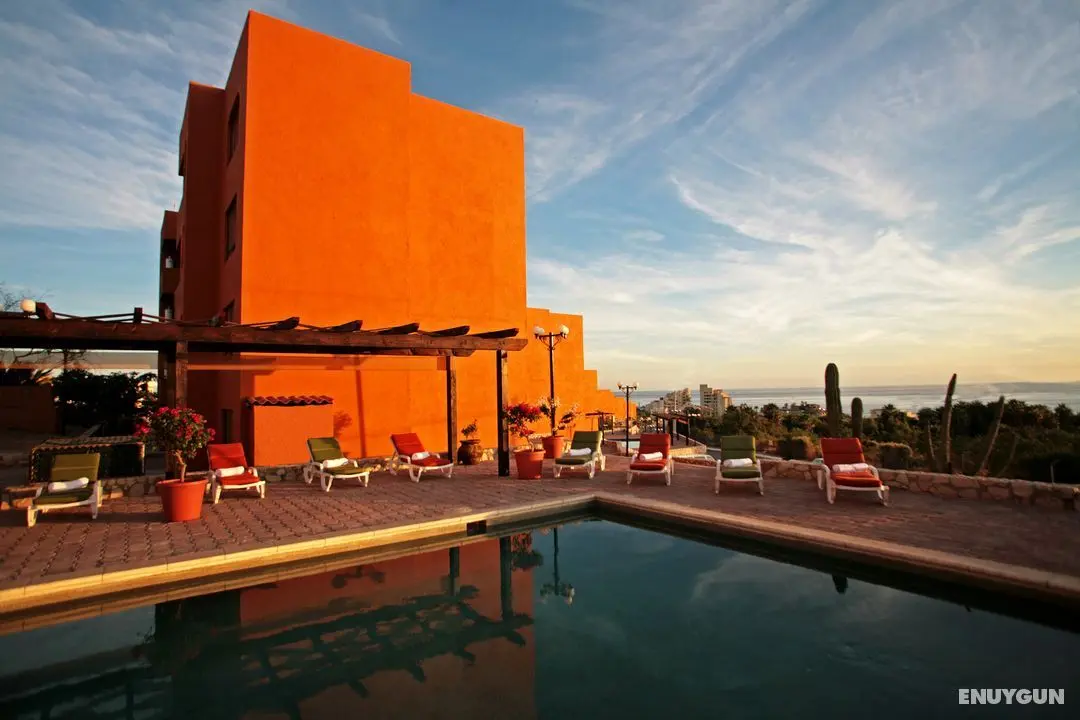 Sunrock Condo Hotel - Genel