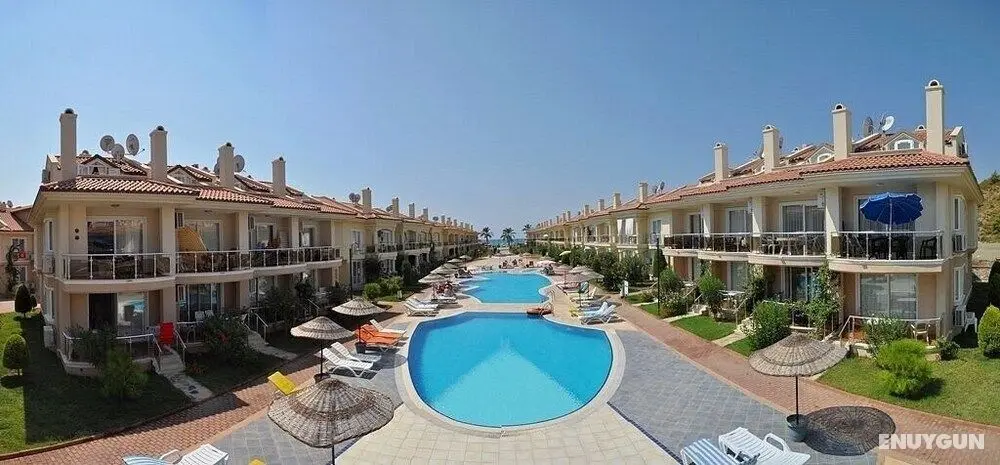 Sunset Beach Club Lebrentals - Dış Mekan