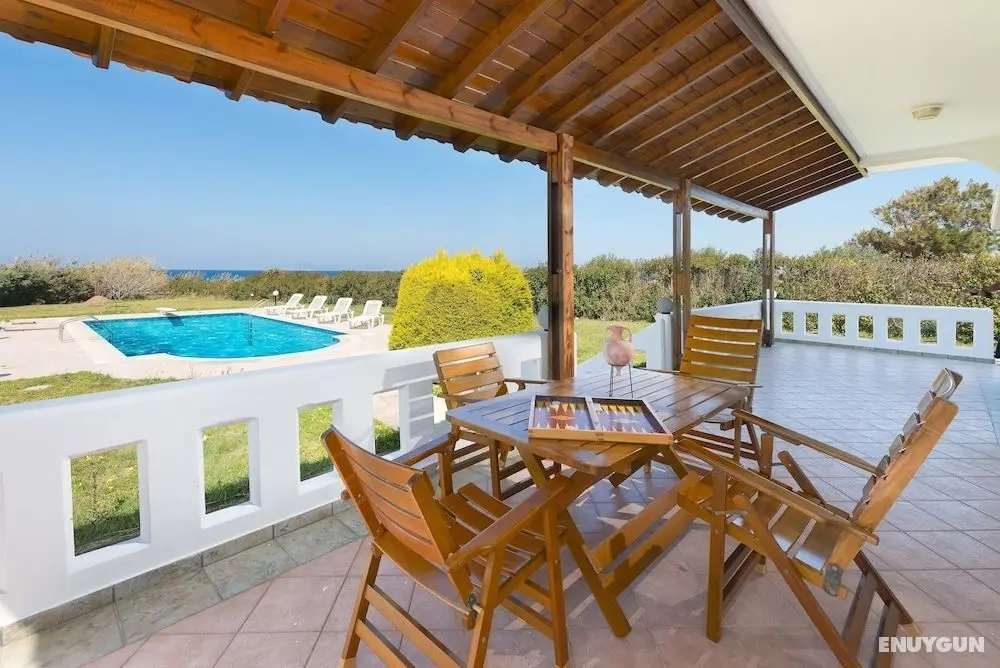 Sunset Villa - Öne Çıkan Resim