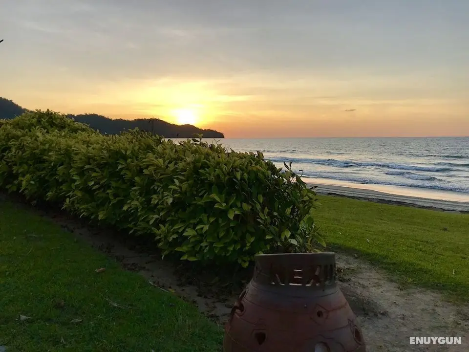 Sunset Seaview Beach Villas & Spa Suites at Nexus Karambunai - Öne Çıkan Resim