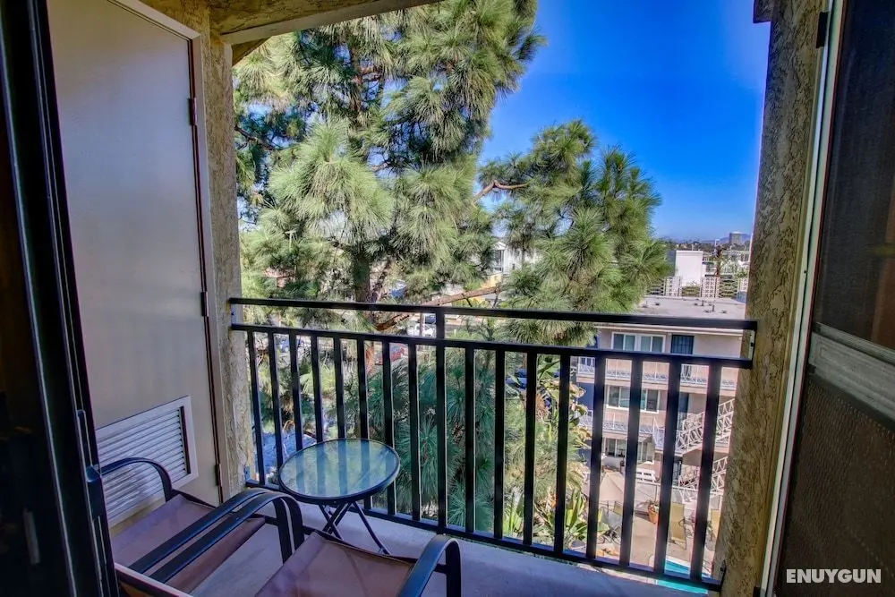 Sunshine Suites at Hillcrest - Oda Düzeni