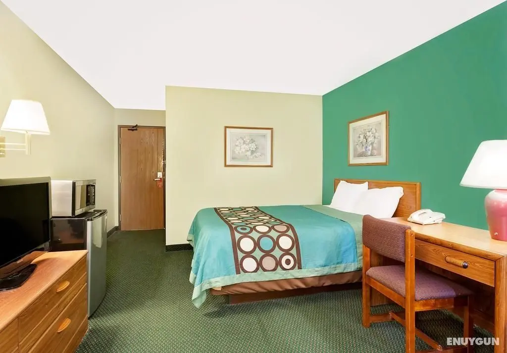 Super 8 by Wyndham Carlisle-South - Genel