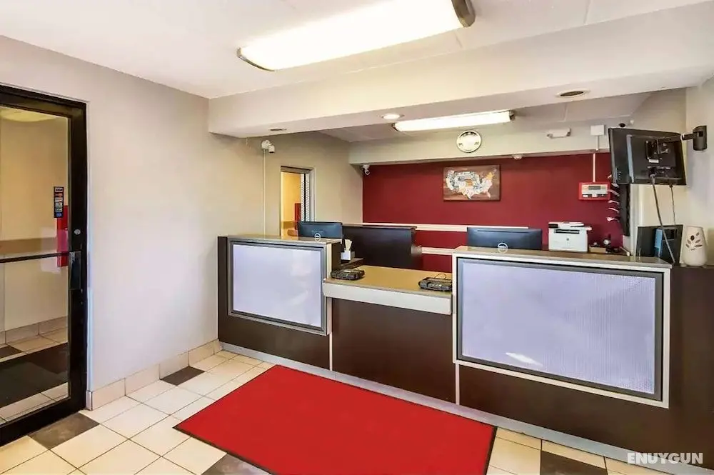Super 8 By Wyndham Charleston WV - Öne Çıkan Resim