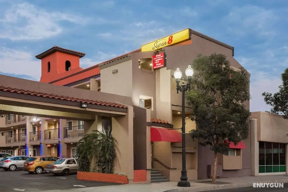Super 8 by Wyndham El Cajon CA - Öne Çıkan Resim