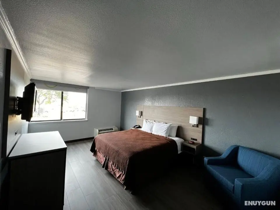 Super 8 by Wyndham Fort Worth Entertainment District - Oda