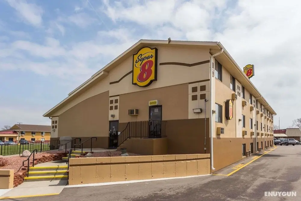 Super 8 by Wyndham Janesville - Öne Çıkan Resim