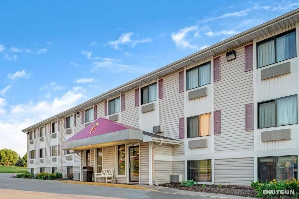 Super 8 by Wyndham Omaha I-80 West - Öne Çıkan Resim