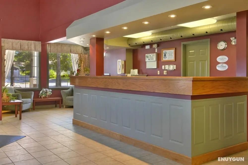 Super 8 by Wyndham Sault Ste Marie - Genel