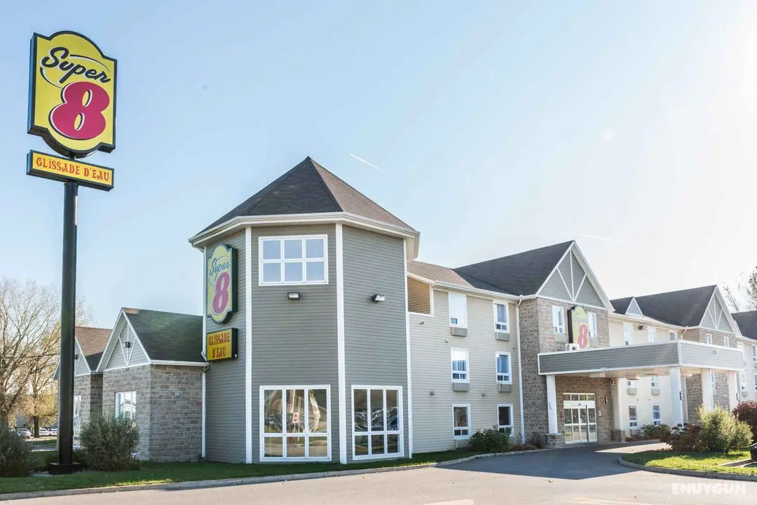 Super 8 by Wyndham Trois-Rivieres - Genel