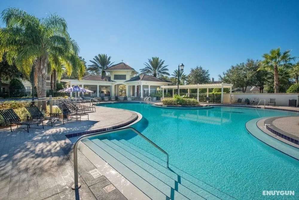 Superb Location Luxury Amenities - Oda