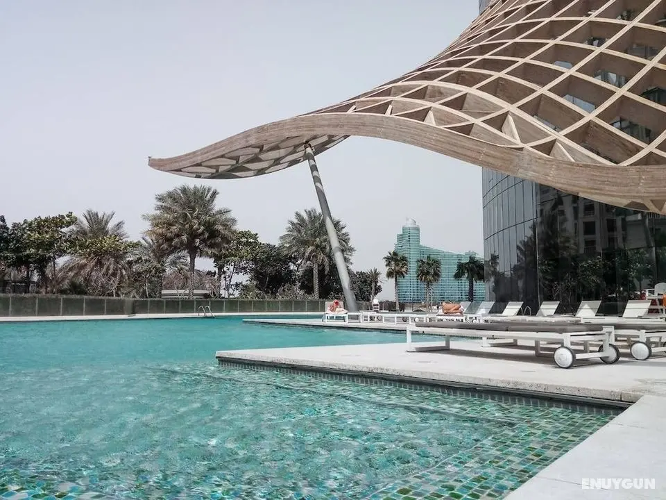 Superb And Modern 1BR on a Premier Waterfront Location! - İç Mekan