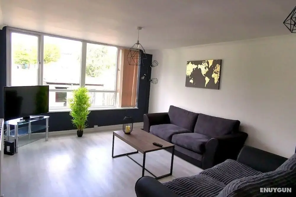 Superb Townhouse Parking 5 - Öne Çıkan Resim
