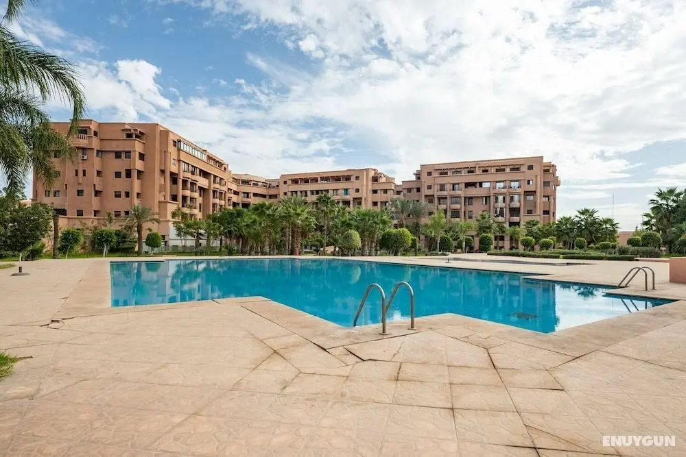 Superbe Appart Mega Terrasse Piscine big Jardin - Havuz